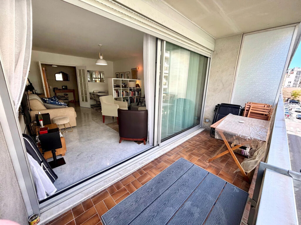 A vendre, grand 2 pièces Quartier des Musiciens - photo 2